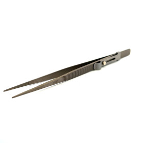 TITANIUM DIAMOND TWEEZERS with groove and lock
