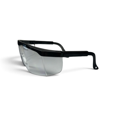 Protective eye goggles